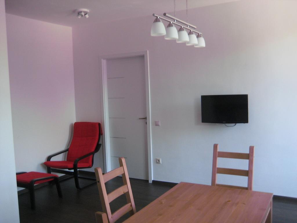 Platan Apartman Boedapest Kamer foto