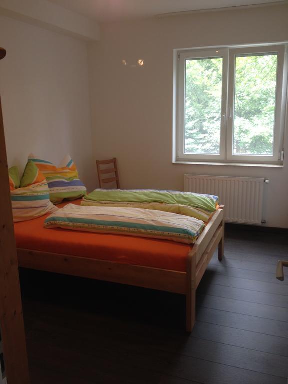 Platan Apartman Boedapest Kamer foto